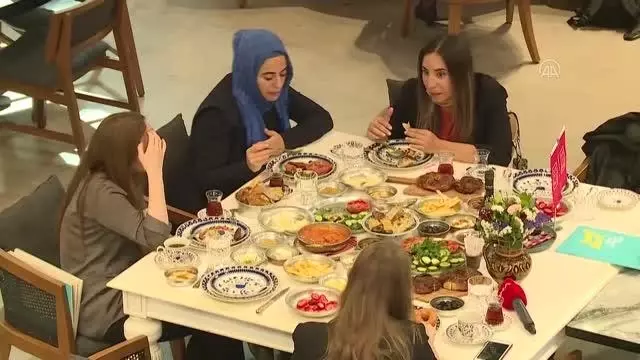 Ömür Akkor'un 350 bin kilometrelik seyahati sonucunda yazdığı 'Türkiye Gastronomi Atlası' yayınlandı