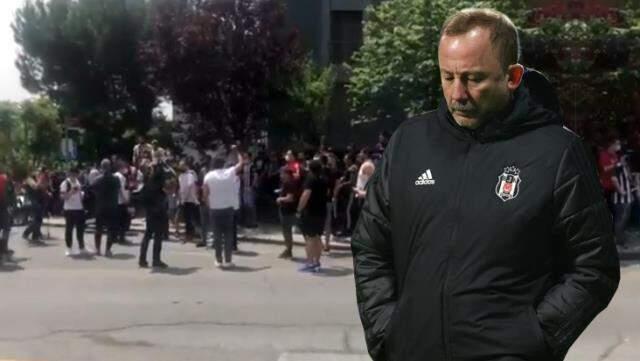 Sergen Yalçın Beşiktaş'tan ayrıldı mı? Beşiktaş'ta kalacak mı? Sözleşme yenileyecek mi? Son durum nedir? Sergen Yalçın Beşiktaş'tan ayrıldı mı? Beşiktaş'ta kalacak mı? Sözleşme yenileyecek mi? Son durum nedir?