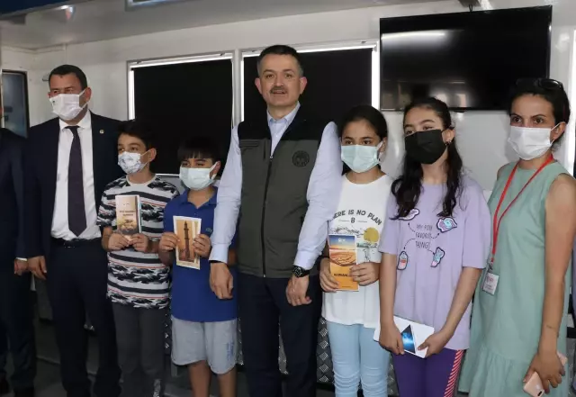 Tarım ve Orman Bakanı Pakdemirli'den yem fiyatlarına ilişkin açıklama