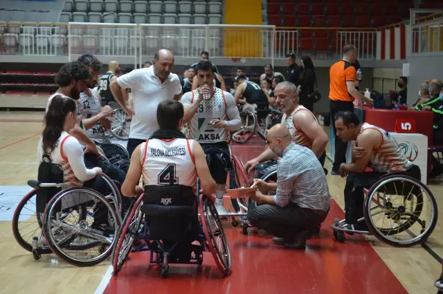 Tekerlekli Sandalye Basketbol Süper Ligi play-off yarı finalistleri belli oldu Tekerlekli Sandalye Basketbol Süper Ligi play-off yarı finalistleri belli oldu