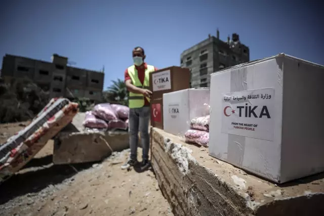 TİKA'nın Gazze Şeridi'ne yardımları sürüyor TİKA'nın Gazze Şeridi'ne yardımları sürüyor