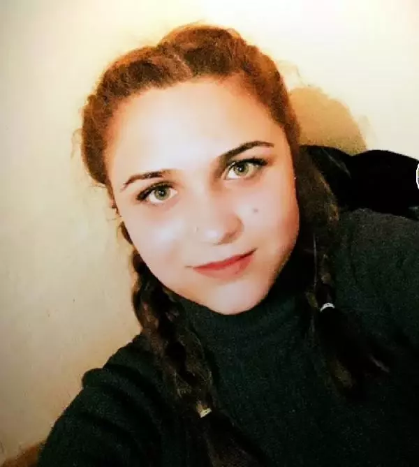 Yangında annesini kaybeden Okay'ın iki eli, bileklerinden kesildi