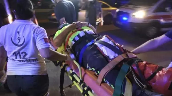 Son dakika haberleri | Aşırı süratli otomobilin alkollü sürücüsü polis noktasına daldı 2'si polis 4 yaralı - KAZA MOBESEDE