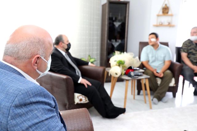 bakan varank darp edilen iha muhabirini ziyar 2 14220122 o