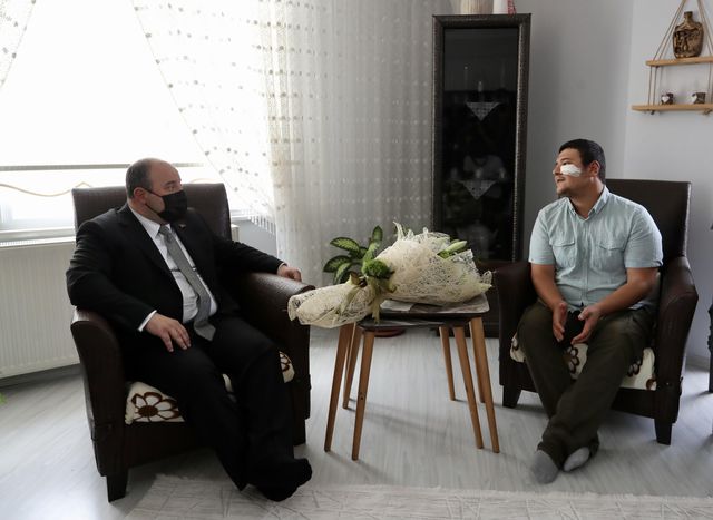 bakan varank kocaeli de darbedilen basin mens 4 14220122 o