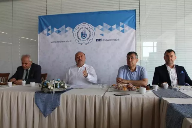 BALIKESİR - Bandırma Onyedi Eylül Üniversitesinde yüz yüze eğitime 20 Eylül'de başlanması planlanıyor