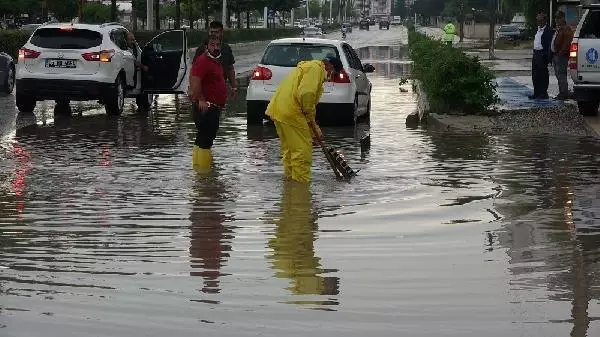 ÇORUM'DA SAĞANAĞIN ARDINDAN DOLU ETKİSİ