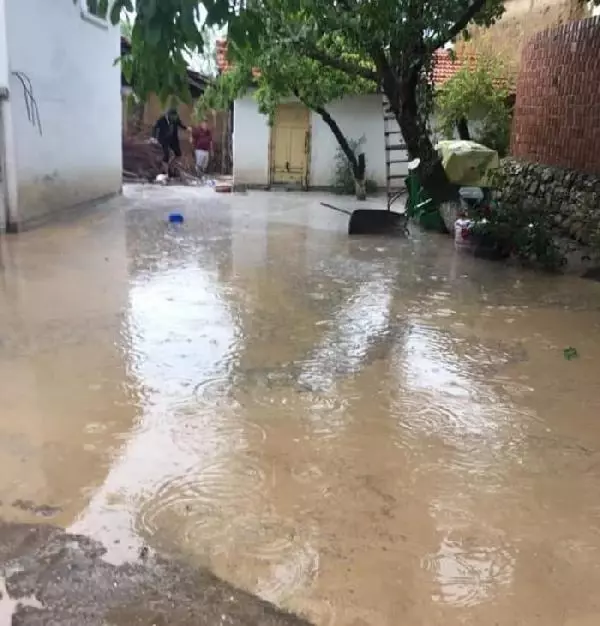 ÇORUM'DA SAĞANAĞIN ARDINDAN DOLU ETKİSİ