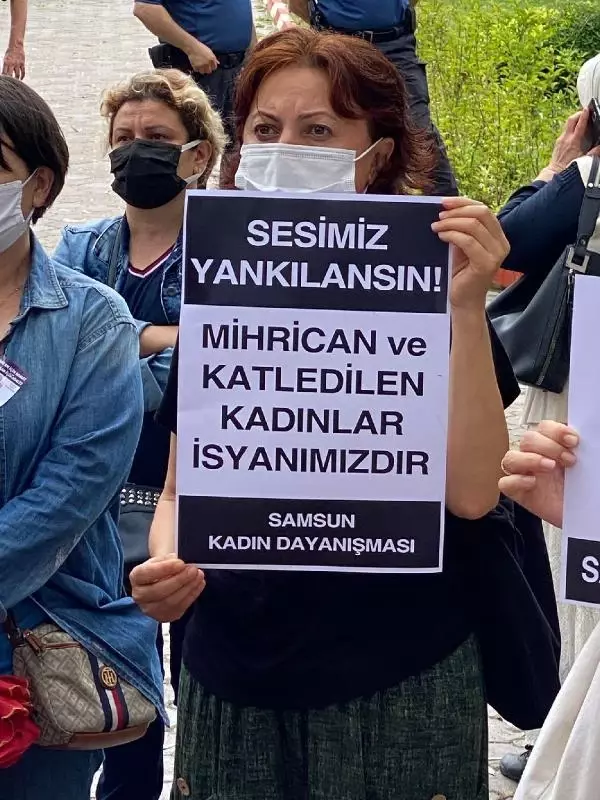 Eşini katili ağlayarak kendisini savundu: Böyle olsun istemezdim