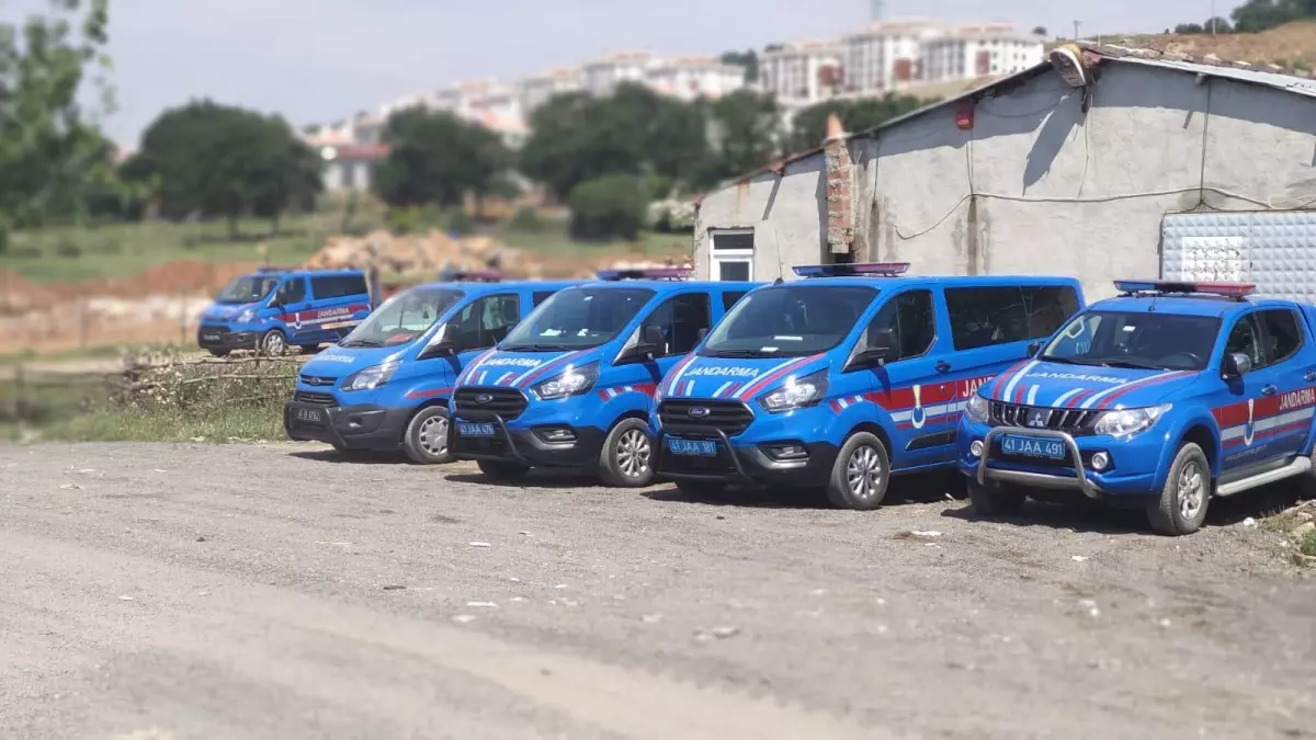 İYİ Partili Türkkan'ın ortağı olduğu şirkete ait çiftlikteki bazı kaçak yapıların yıkımı tamamlandı