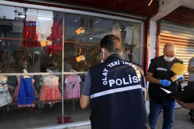 Silahlı saldırgan, kaldırımda yürüyen husumetlisini 10 el ateş ederek öldürüldü Silahlı saldırgan, kaldırımda yürüyen husumetlisini 10 el ateş ederek öldürüldü