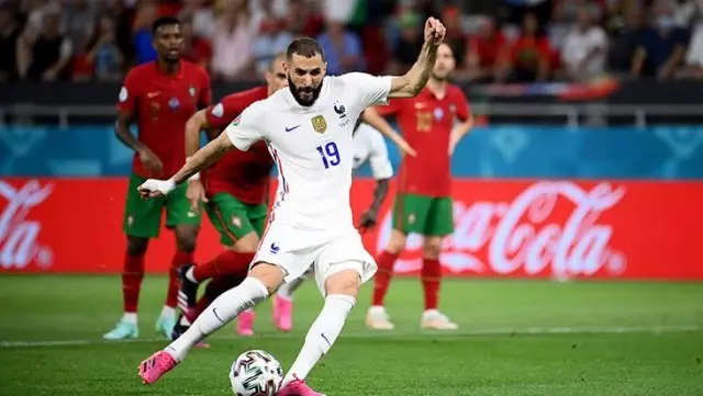 Karim Benzema, 7 yıl sonra ilk kez resmi bir maçta ülkesi adına gol attı Karim Benzema, 7 yıl sonra ilk kez resmi bir maçta ülkesi adına gol attı
