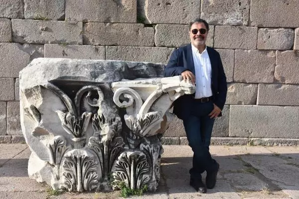Son dakika! KAYIP TANRILAR ÜLKESİ'NİN LANSMANI YAPILDI, BERGAMA BELGESELİ'NİN YAPIM PROTOKOLÜ İMZALANDI