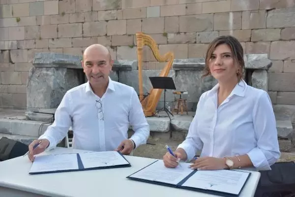 Son dakika! KAYIP TANRILAR ÜLKESİ'NİN LANSMANI YAPILDI, BERGAMA BELGESELİ'NİN YAPIM PROTOKOLÜ İMZALANDI