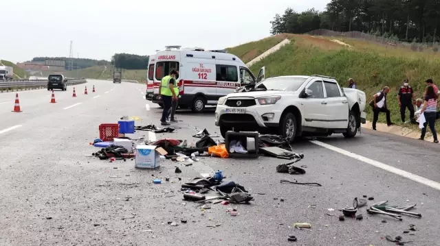Kaza yapanlara su vermek için aracından inen kişi feci şekilde can verdi Kaza yapanlara su vermek için aracından inen kişi feci şekilde can verdi