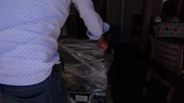 Kendisi için düşünülen akülü aracı daha çok ihtiyacı bulunan engelli kadına verdi