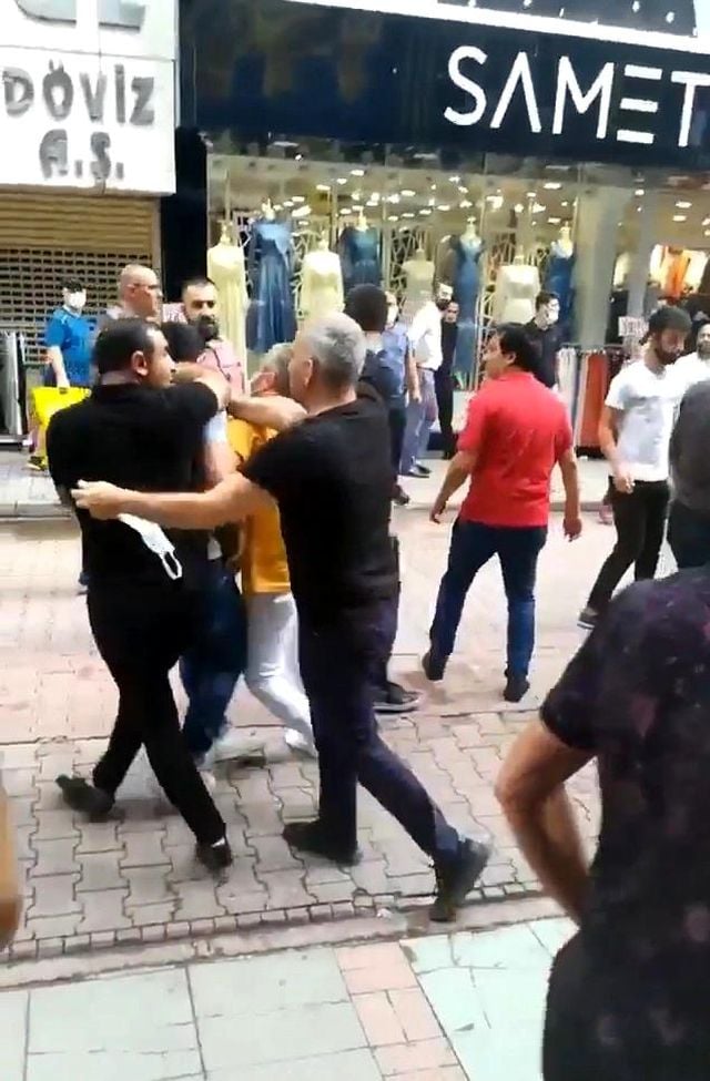 kuyumcularin kavgasi buyudu iki grup sokak 3 14221083 o
