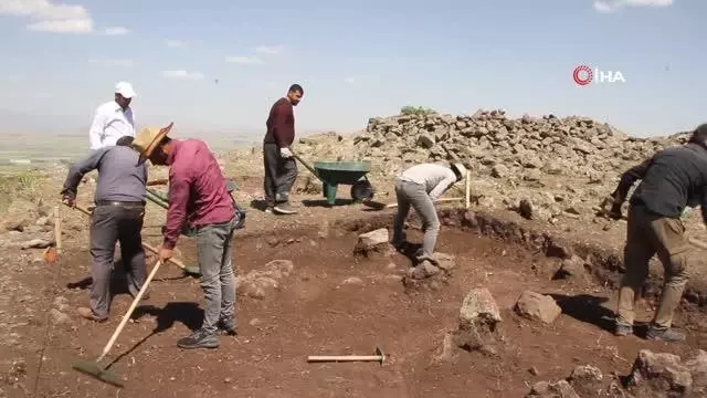 'Malazgirt Savaşı Alanının Tespiti, Tarihi ve Arkeolojik Yüzey Araştırma' projesine büyük ilgi