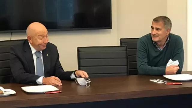 Riva'da kritik zirve! Yolların ayrılacağı konuşulan Şenol Güneş, TFF Başkanı Özdemir'le görüştü Riva'da kritik zirve! Yolların ayrılacağı konuşulan Şenol Güneş, TFF Başkanı Özdemir'le görüştü