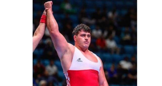 Rıza Kayaalp kimdir? 2020 Olimpiyatları Güreşçi Rıza Kayaalp kimdir? Kaç yaşında, nereli? Rıza Kayaalp kimdir? 2020 Olimpiyatları Güreşçi Rıza Kayaalp kimdir? Kaç yaşında, nereli?