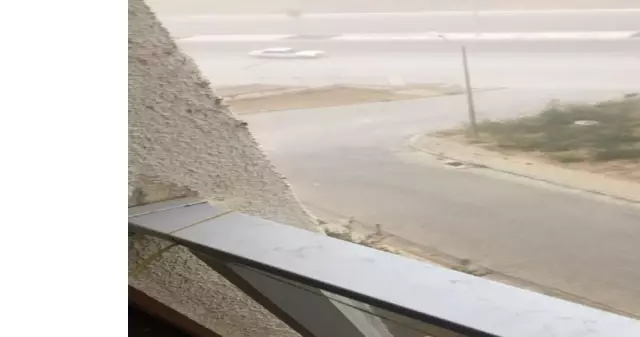 Herkes panik içinde kaçıştı! 5 dakikalık kum fırtınası Denizli'yi yıktı geçti