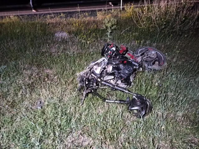 Motosiklet sürücüsü feci şekilde hayatını kaybetti