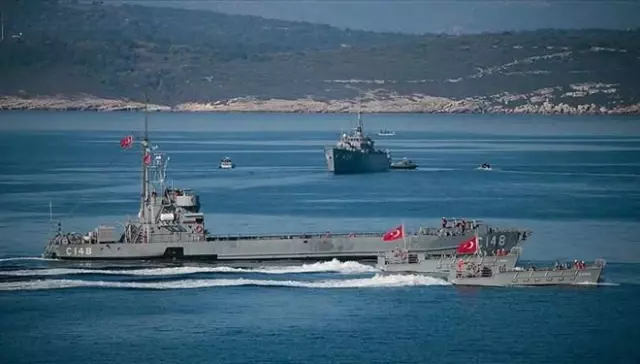 Türkiye'den turizm anlaşmasına uymayan Yunanistan'a NAVTEX'li yanıt Türkiye'den turizm anlaşmasına uymayan Yunanistan'a NAVTEX'li yanıt