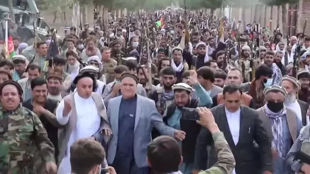 Afganistan'da milis güçleri hükümet saflarına katıldı