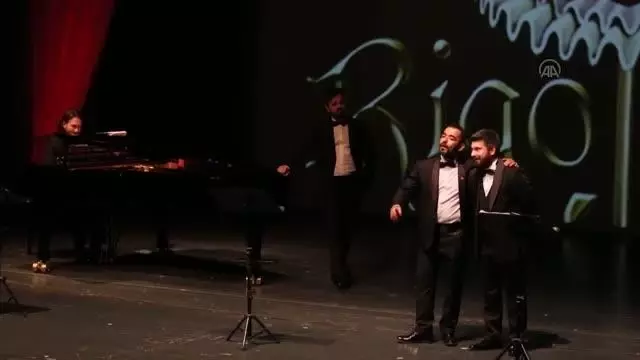 Devlet Opera ve Balesi Üç Tenor konserini verdi