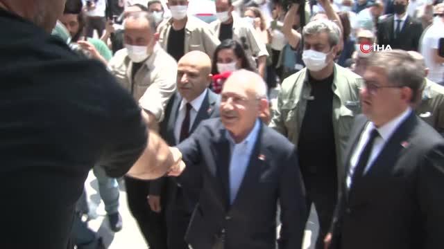 esnafi ziyaret eden kilicdaroglu vatandaslarl 4 14223276 o