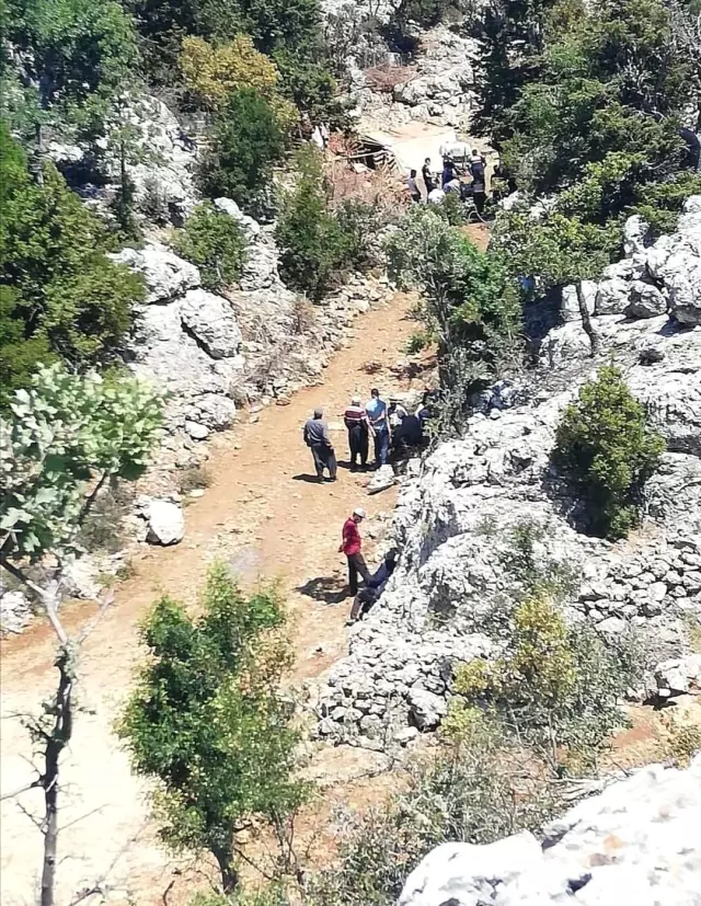 Mersin'de dağ evindeki çadırda genç çiftin cansız bedenleri bulundu