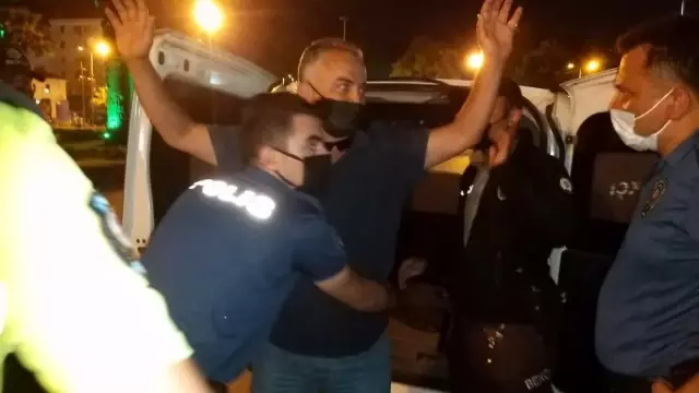 Öğretmen denetimde durduruldu, koronadan ölen polise hakaret etti
