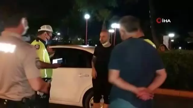 Öğretmen denetimde durduruldu, koronadan ölen polise hakaret etti