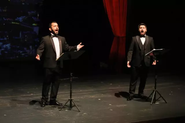 Devlet Opera ve Balesi Üç Tenor konserini verdi