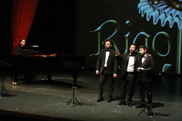 Devlet Opera ve Balesi Üç Tenor konserini verdi