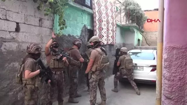 Adana'da çıkar amaçlı suç örgütüne operasyon: Çok sayıda gözaltı