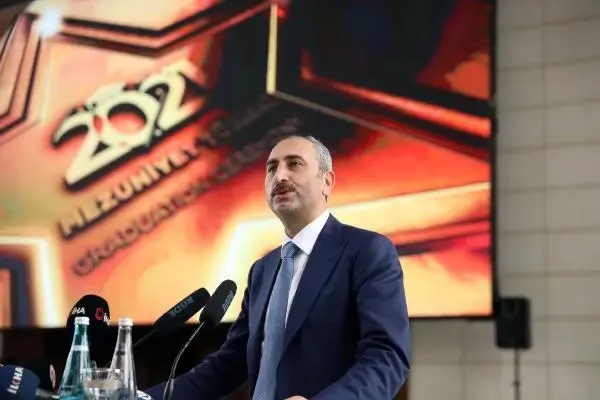 BAKAN ELVAN İHRACATTA 200 MİLYAR DOLARIN ÜZERİNE ÇIKACAĞIZ