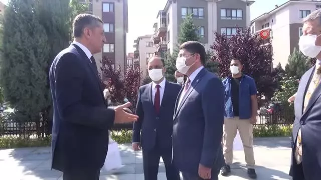 Bakan Selçuk: Okul isimleri ile çocuklara aslında bir vizyon, hedef, rol model gösteriyoruz