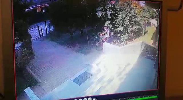 Son dakika haber | BAŞAKŞEHİR'DE BİSİKLET HIRSIZI KAMERADA