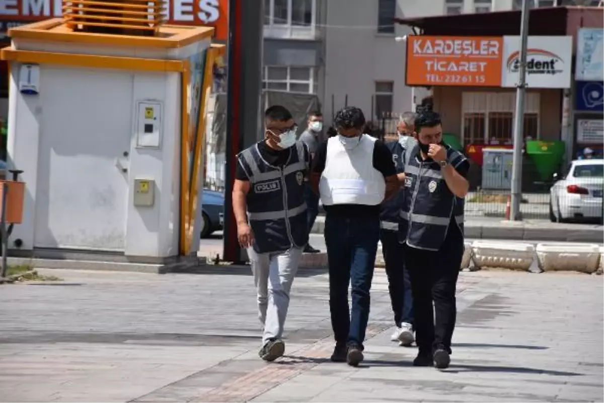 Boşanma aşamasındaki öğretmen eşini vuran koca, yakalandı (2)