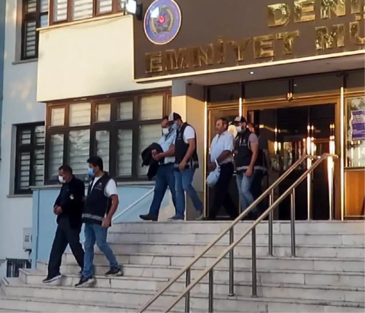 Denizli'de 4 tefecilik şüphelisinden 1'i tutuklandı
