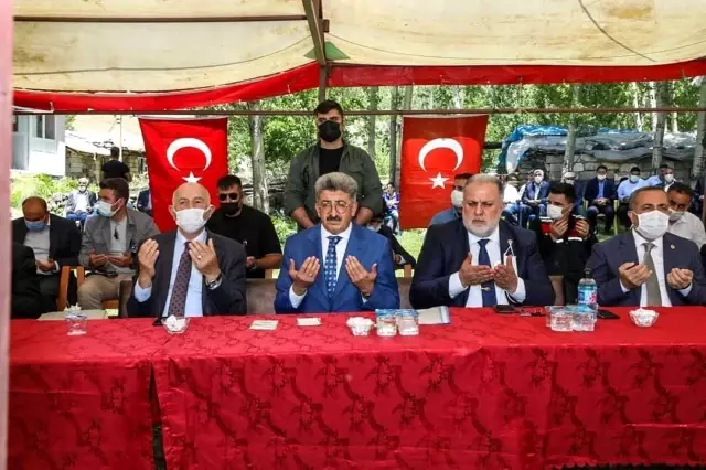 Erciş'te husumetli 4 aile düzenlenen 2 ayrı programla barıştırıldı