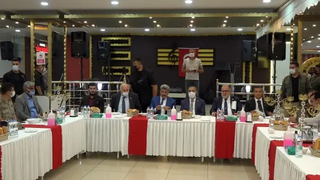 Erciş'te husumetli 4 aile düzenlenen 2 ayrı programla barıştırıldı