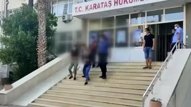 Evden hırsızlık yaptıkları iddia edilen 3 şüpheli tutuklandı