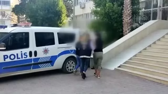 Evden hırsızlık yaptıkları iddia edilen 3 şüpheli tutuklandı