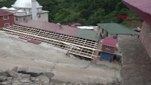 GİRESUN PATLATILAN DİNAMİT NEDENİYLE HASAR GÖREN BELEDİYE BİNASI ONARILIYOR