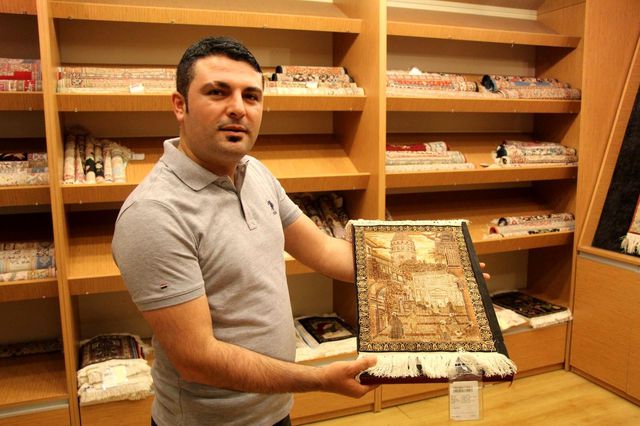 6 metrekarelik ipek halı 800 bin liraya alıcısını bekliyor
