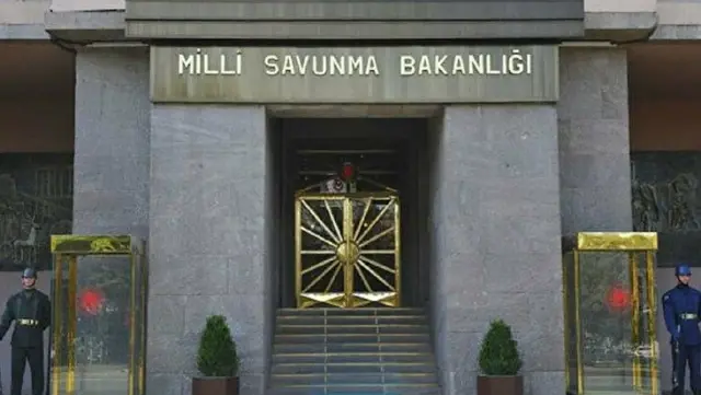 Son dakika! Milli Savunma Bakanlığı'ndan 'Katarlılara sınavsız üniversite' iddialarına yalanlama Son dakika! Milli Savunma Bakanlığı'ndan 'Katarlılara sınavsız üniversite' iddialarına yalanlama