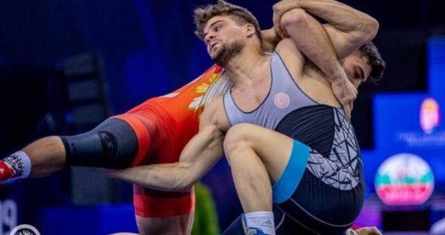 Osman Gökçen kimdir? 2020 Tokyo Olimpiyatları Güreş Osman Gökçen kimdir? Kaç yaşında, nereli?