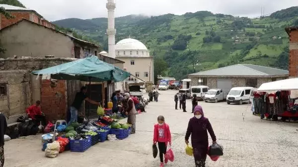 GİRESUN PATLATILAN DİNAMİT NEDENİYLE HASAR GÖREN BELEDİYE BİNASI ONARILIYOR